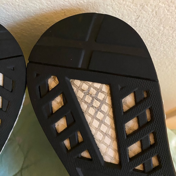 Addias Deerupt Runner Alphatype Mens size 11 - Picture 12 of 14